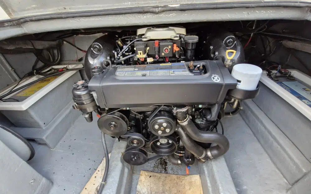 slider 10 Eider Marine Sea Rover 7600