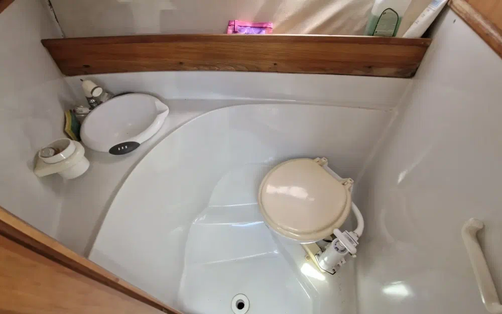 slider 6 Eider Marine Sea Rover 7600