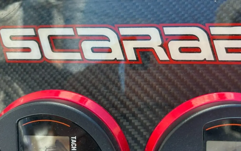 slider 15 Wellcraft Scarab