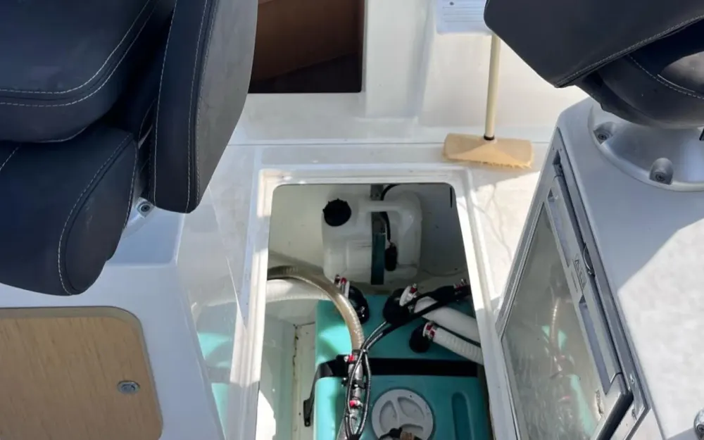slider 6 Beneteau Barracuda 8