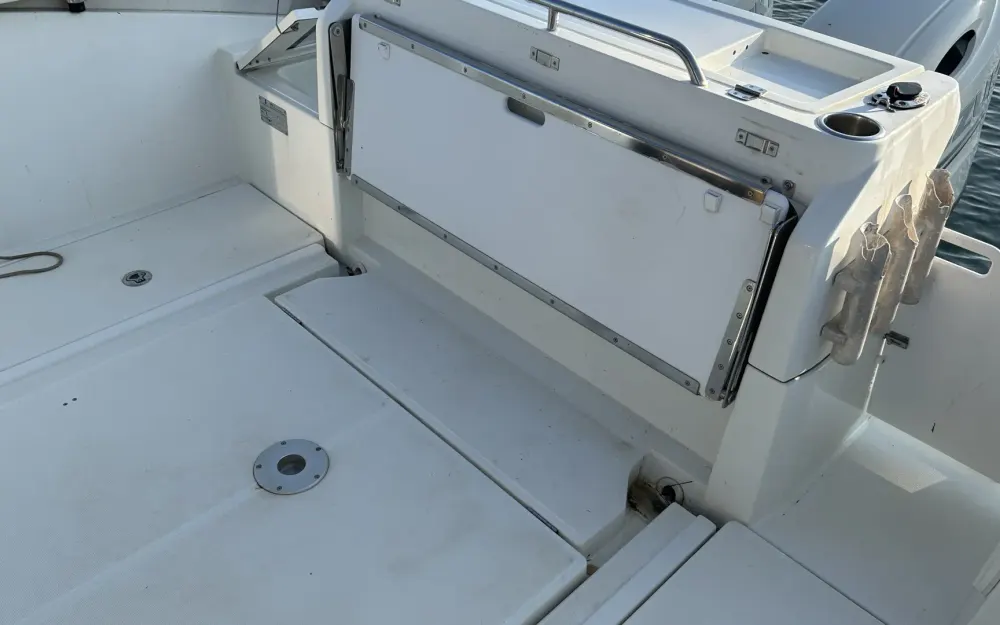 slider 7 Beneteau Barracuda 8