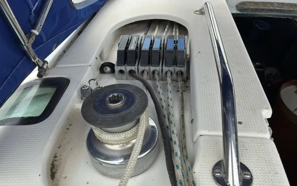 slider 15 Beneteau First 38 S5
