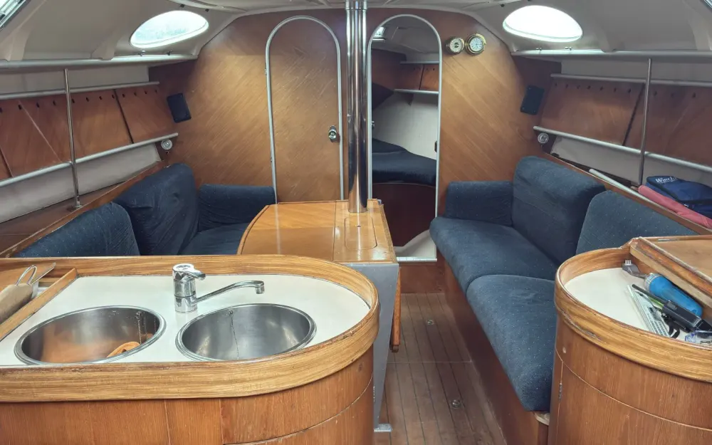 slider 2 Beneteau First 38 S5