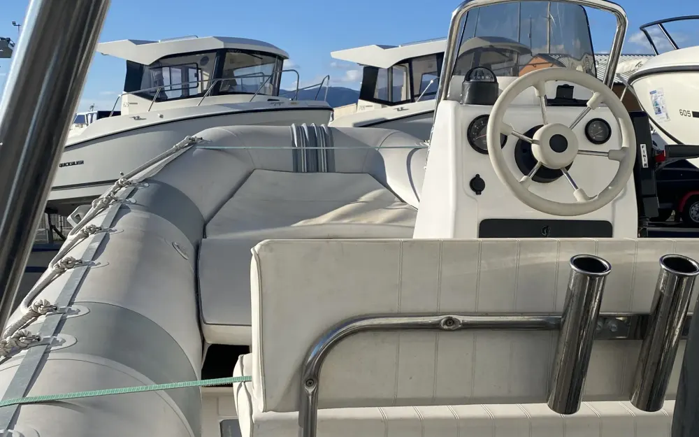 slider 5 Zodiac Cherokee 495