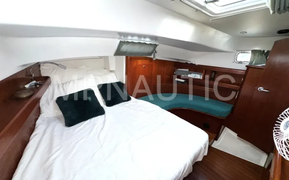 slider 18 Beneteau Oceanis 36 CC