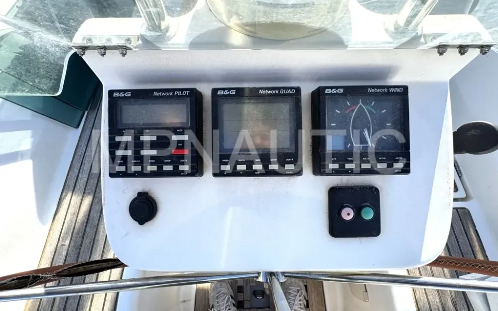 slider 6 Beneteau Oceanis 36 CC