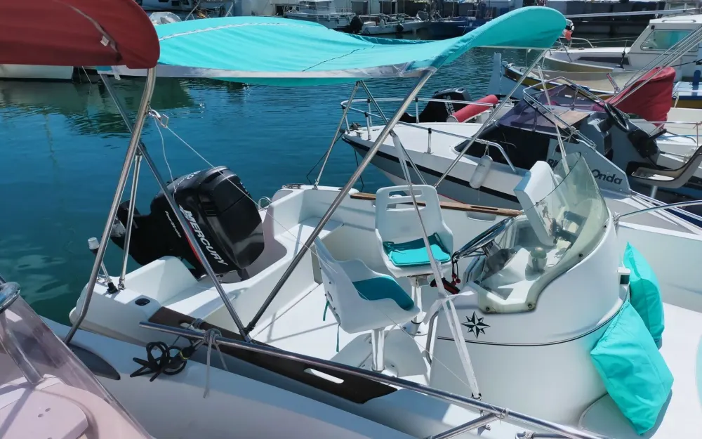 slider 6 Jeanneau Cap Camarat 545