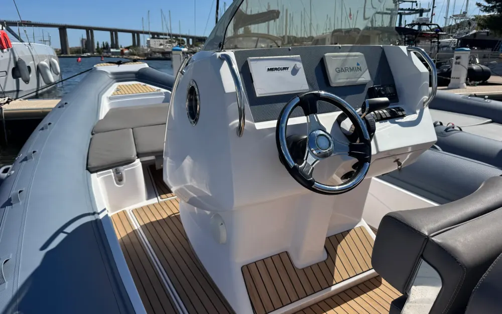 slider 10 Stingher  30 GT