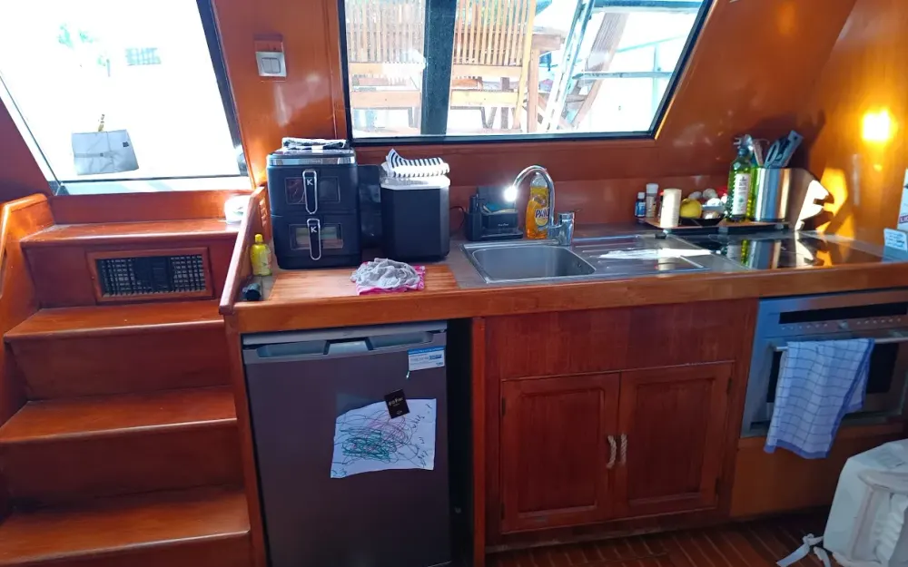 slider 10 King Yacht Monterey 46