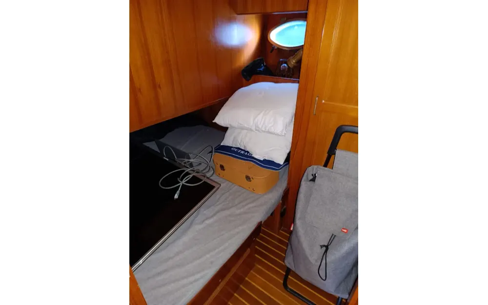 slider 16 King Yacht Monterey 46