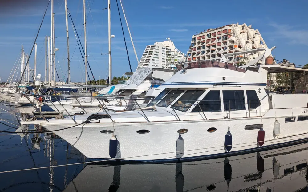 slider 1 King Yacht Monterey 46