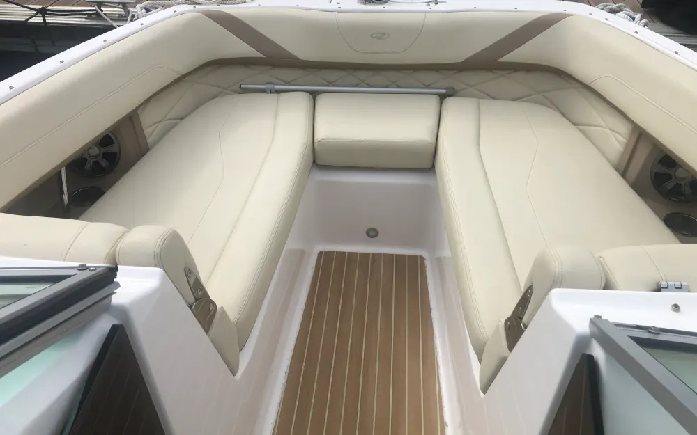 slider 3 REGAL 26 Fasdeck