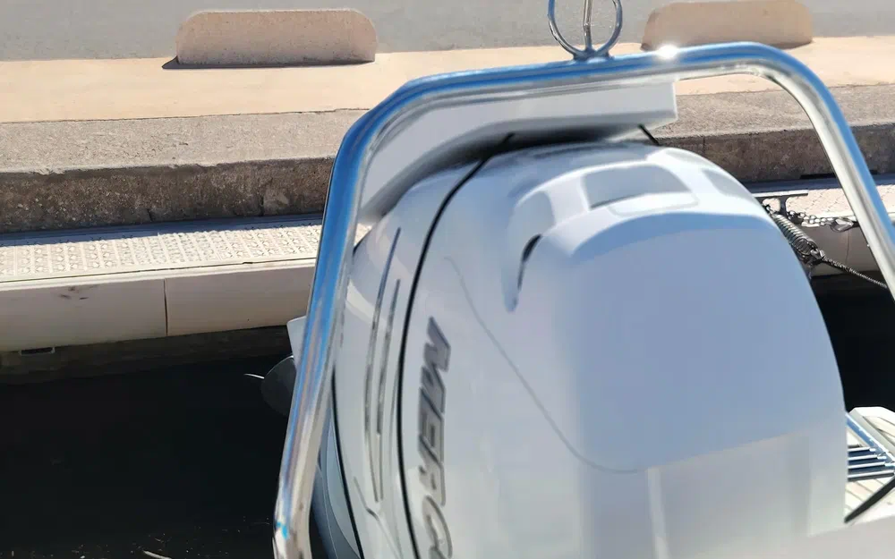 slider 11 Jeanneau Cap Camarat 7.5 CC