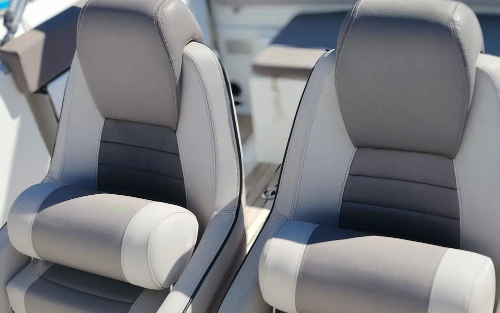 slider 1 Jeanneau Cap Camarat 7.5 CC