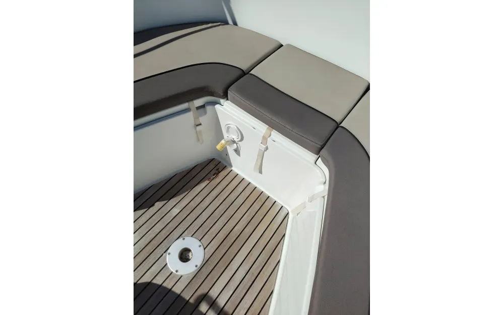 slider 5 Jeanneau Cap Camarat 7.5 CC Serie 2