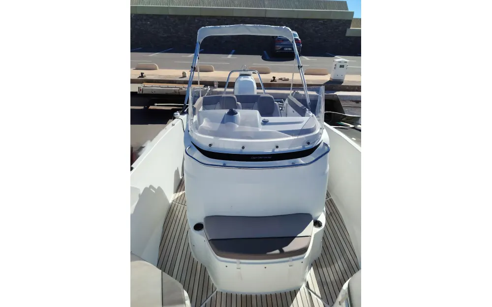 slider 4 Jeanneau Cap Camarat 7.5 CC Serie 2