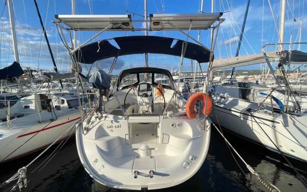 slider 73 Bavaria  33 Cruiser
