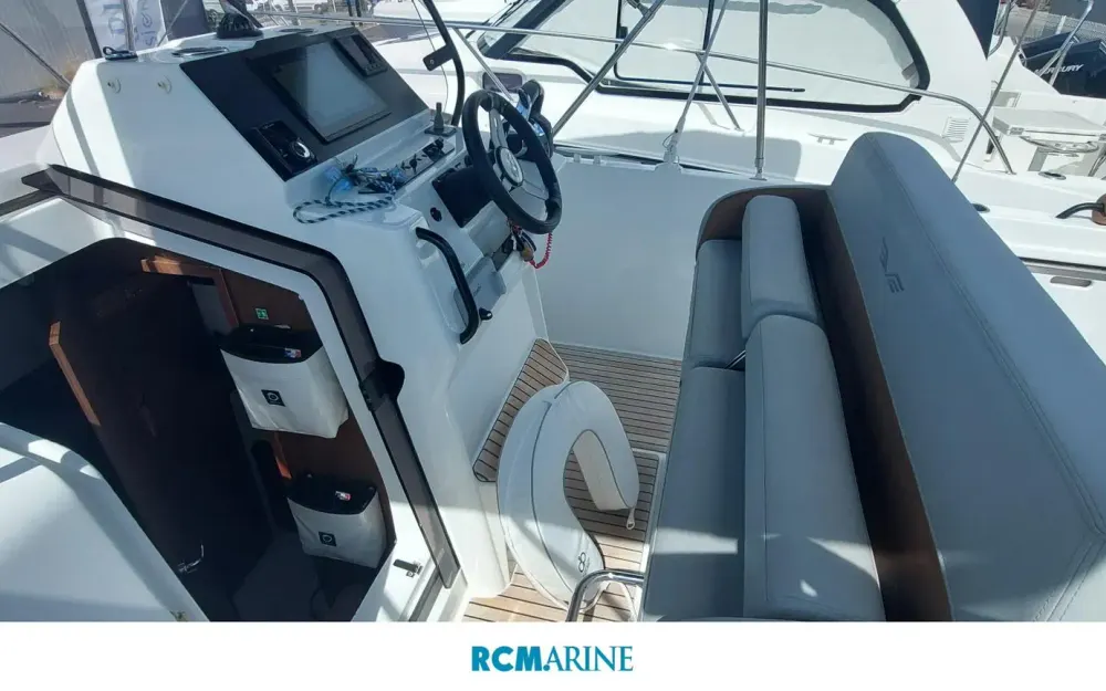 slider 3 Beneteau Flyer 9 Spacedeck