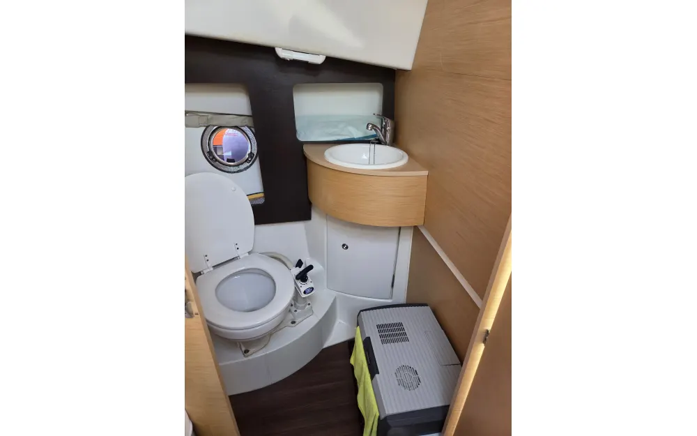 slider 10 Beneteau Flyer 850 Sun Deck