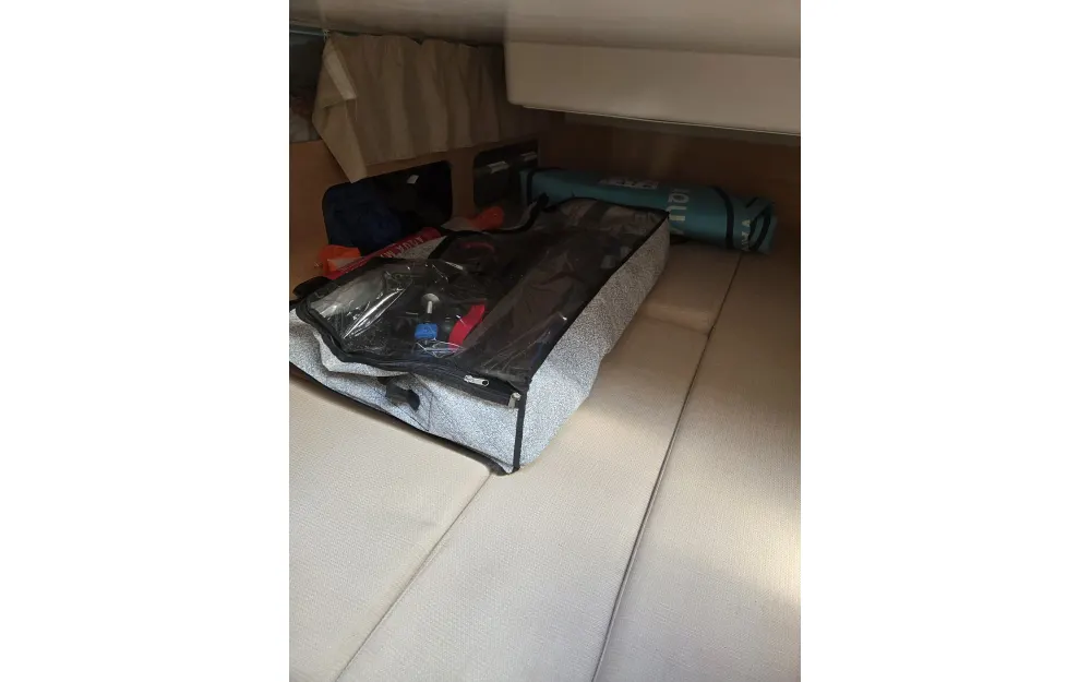 slider 14 Beneteau Flyer 850 Sun Deck