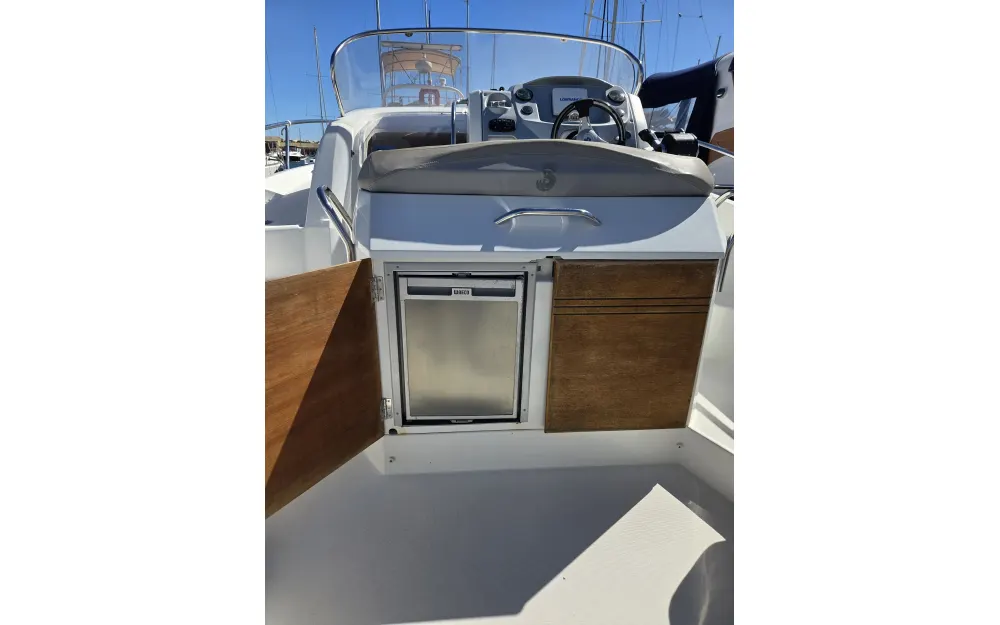 slider 23 Beneteau Flyer 850 Sun Deck