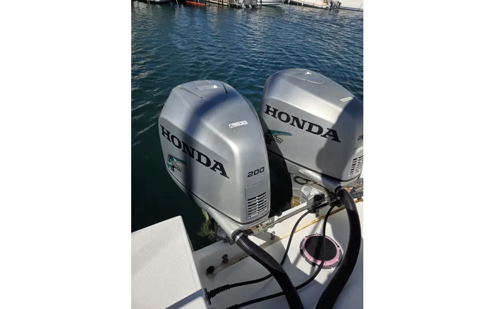 slider 27 Beneteau Flyer 850 Sun Deck