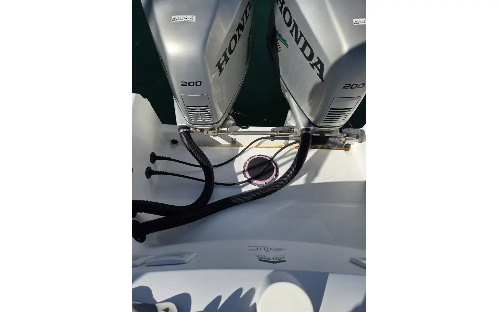 slider 28 Beneteau Flyer 850 Sun Deck