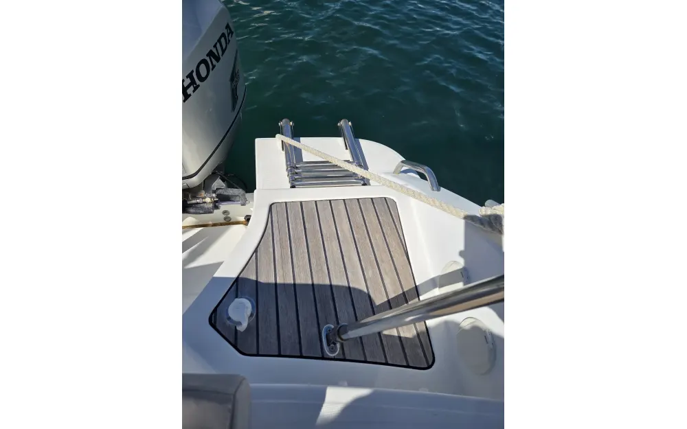 slider 29 Beneteau Flyer 850 Sun Deck