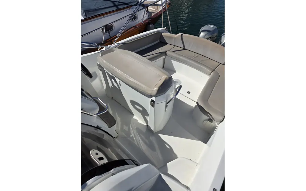 slider 34 Beneteau Flyer 850 Sun Deck