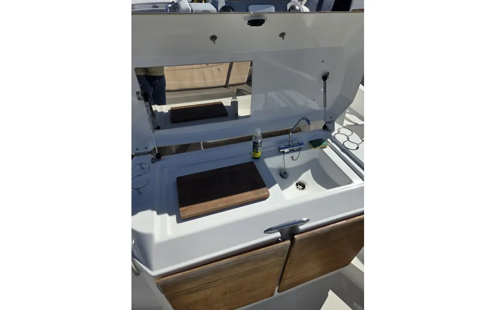 slider 36 Beneteau Flyer 850 Sun Deck