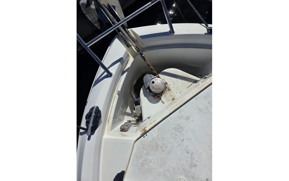 slider 5 Beneteau Flyer 850 Sun Deck