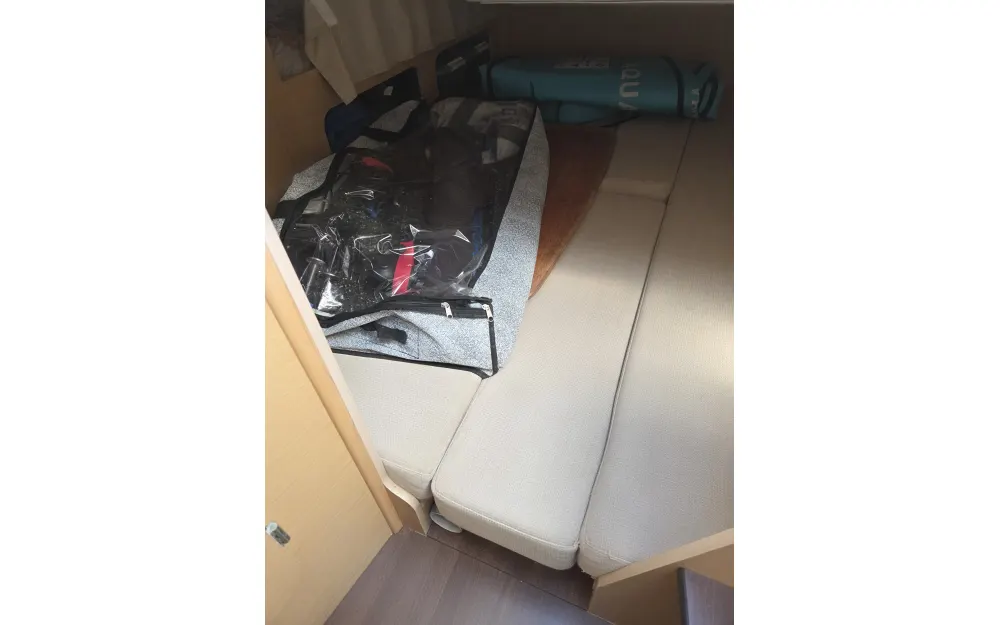slider 8 Beneteau Flyer 850 Sun Deck