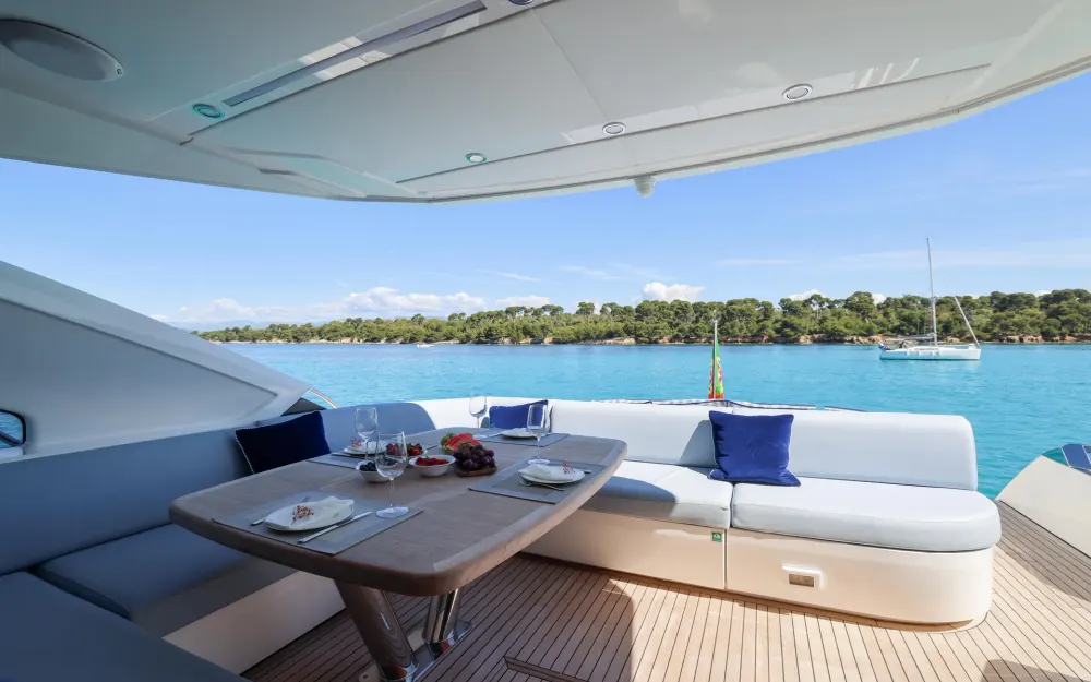 slider 11 Fairline Targa 65 Gto