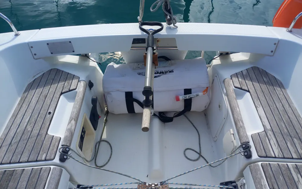 slider 2 Beneteau First 25.7 Deriveur