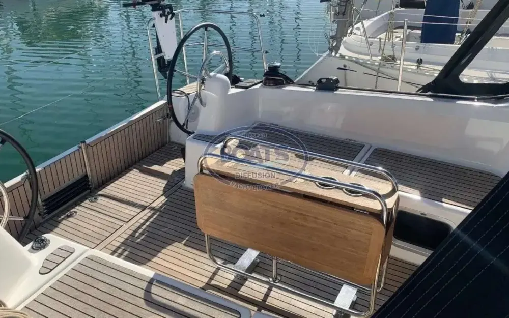 slider 12 Jeanneau Sun Odyssey 380