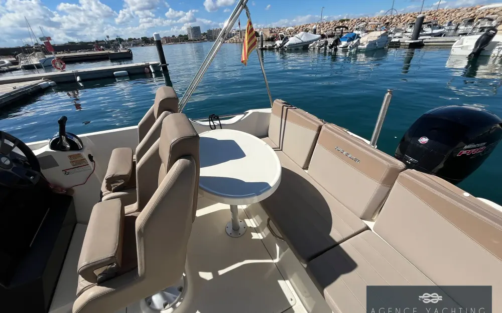 slider 14 Quicksilver Activ 675 Sundeck