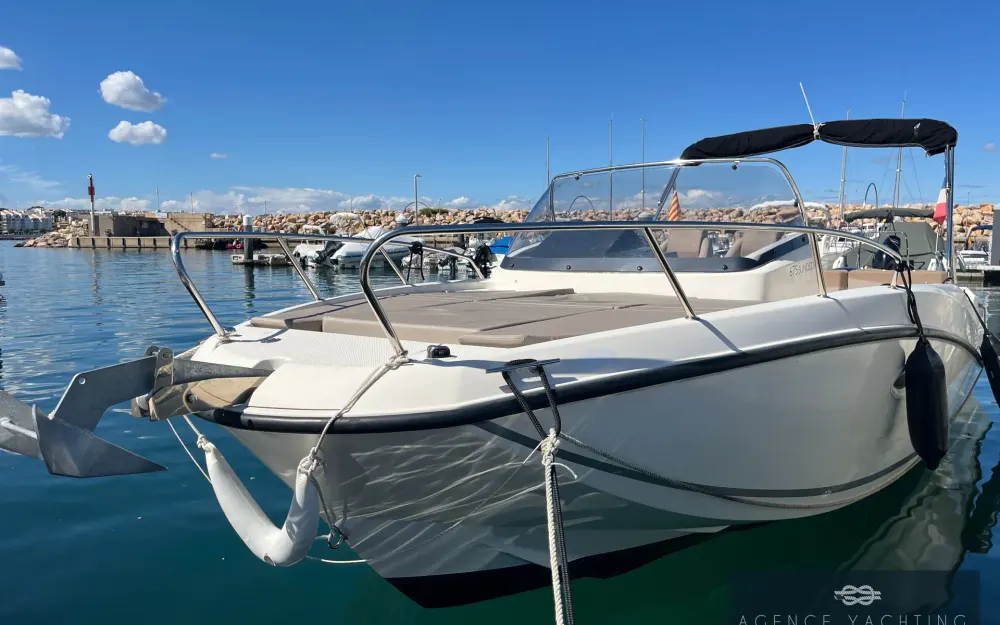 slider 4 Quicksilver Activ 675 Sundeck