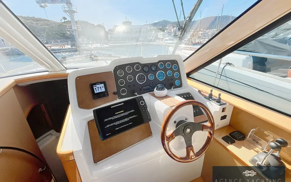 slider 18 Beneteau Antares 13.80