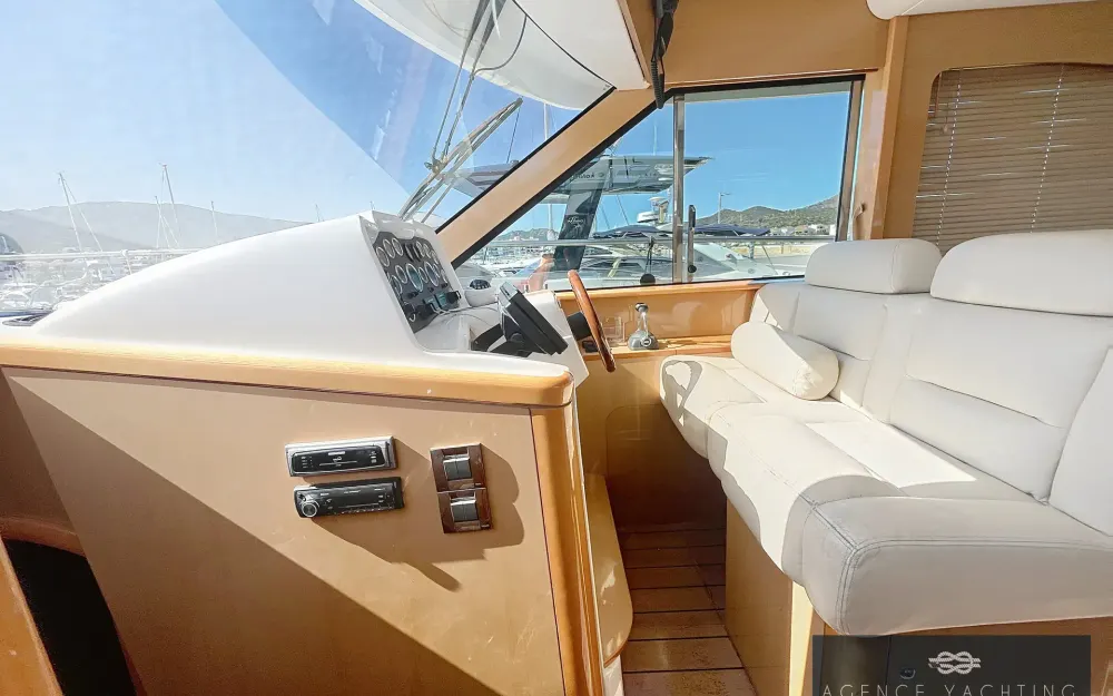 slider 22 Beneteau Antares 13.80