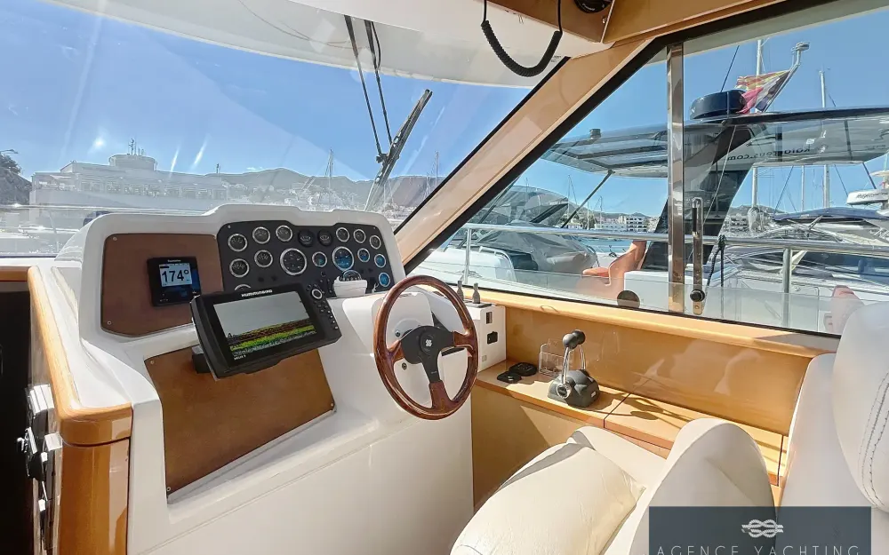 slider 23 Beneteau Antares 13.80