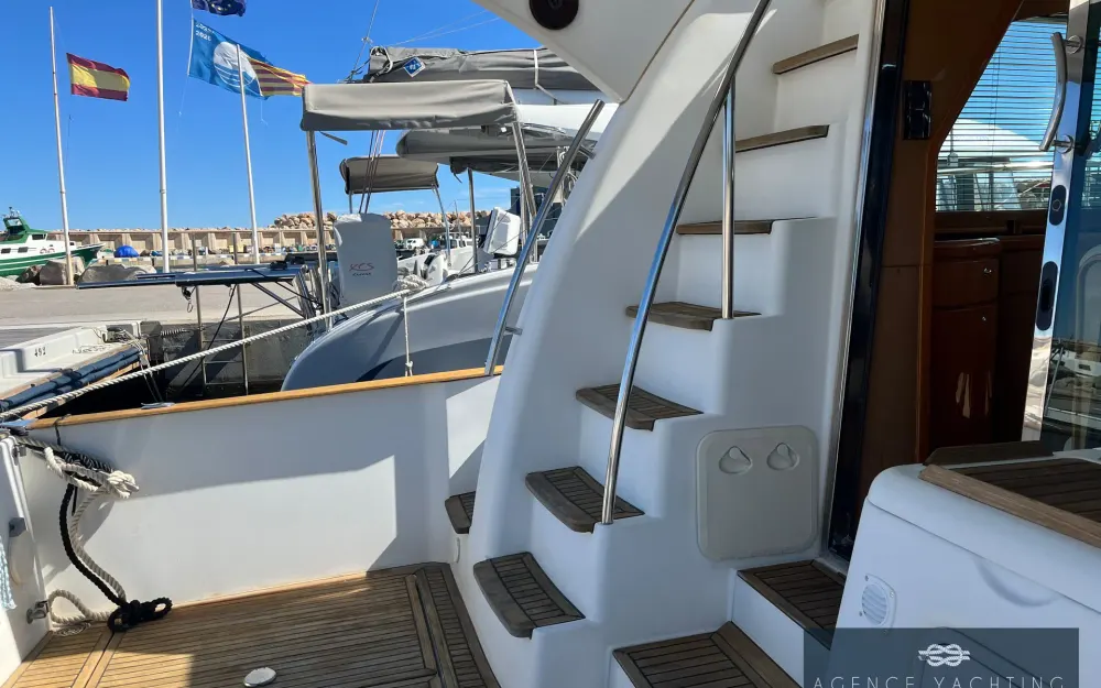 slider 38 Beneteau Antares 13.80