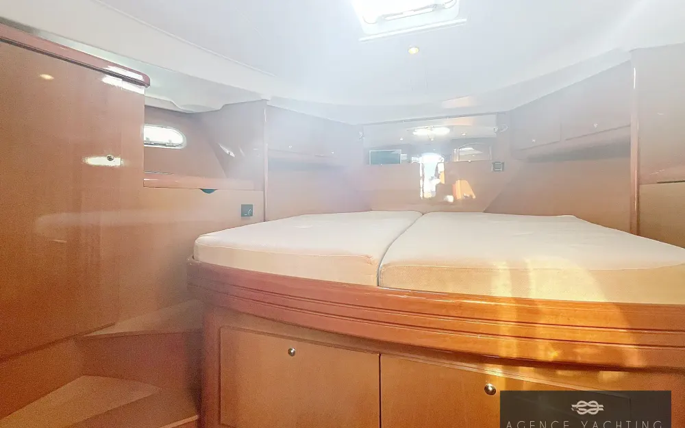 slider 3 Beneteau Antares 13.80
