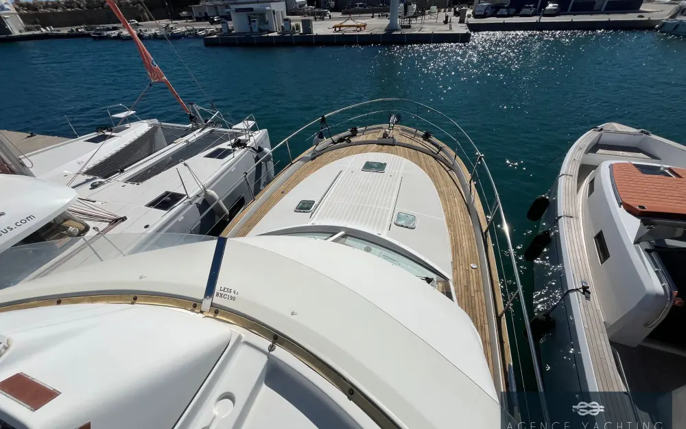 slider 41 Beneteau Antares 13.80