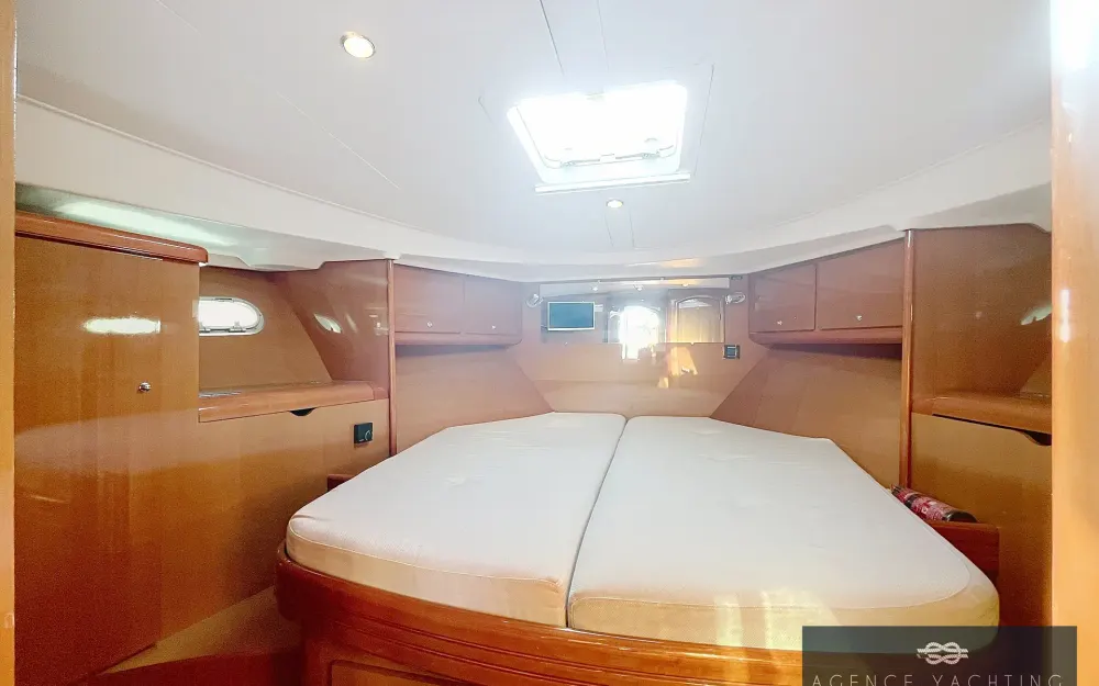 slider 4 Beneteau Antares 13.80