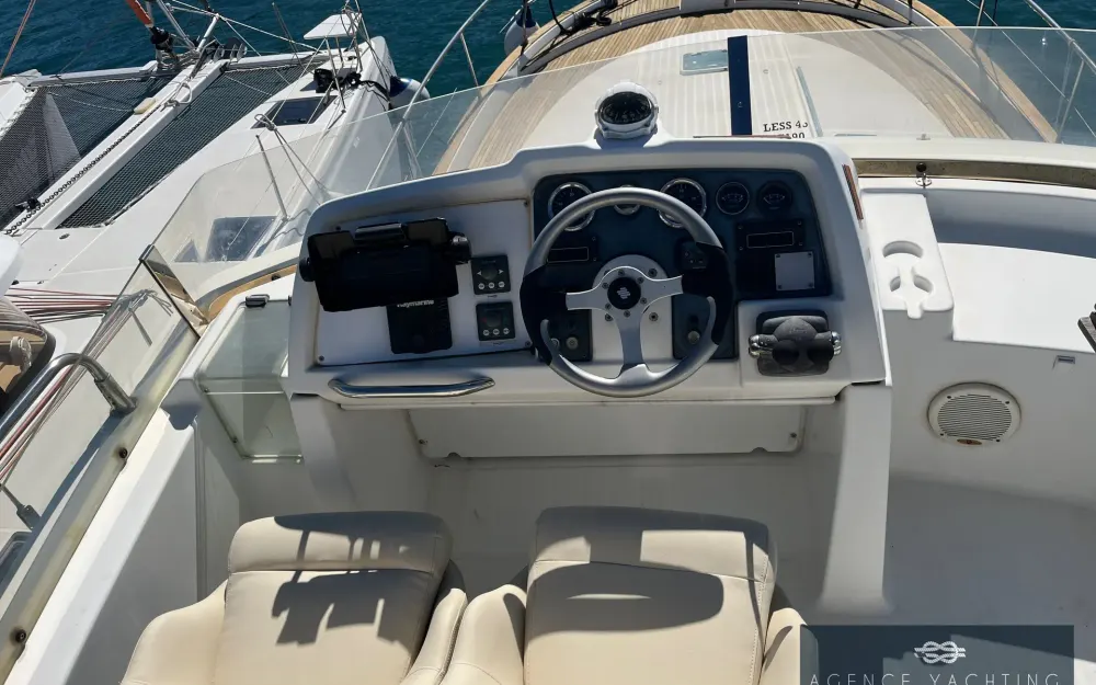 slider 54 Beneteau Antares 13.80