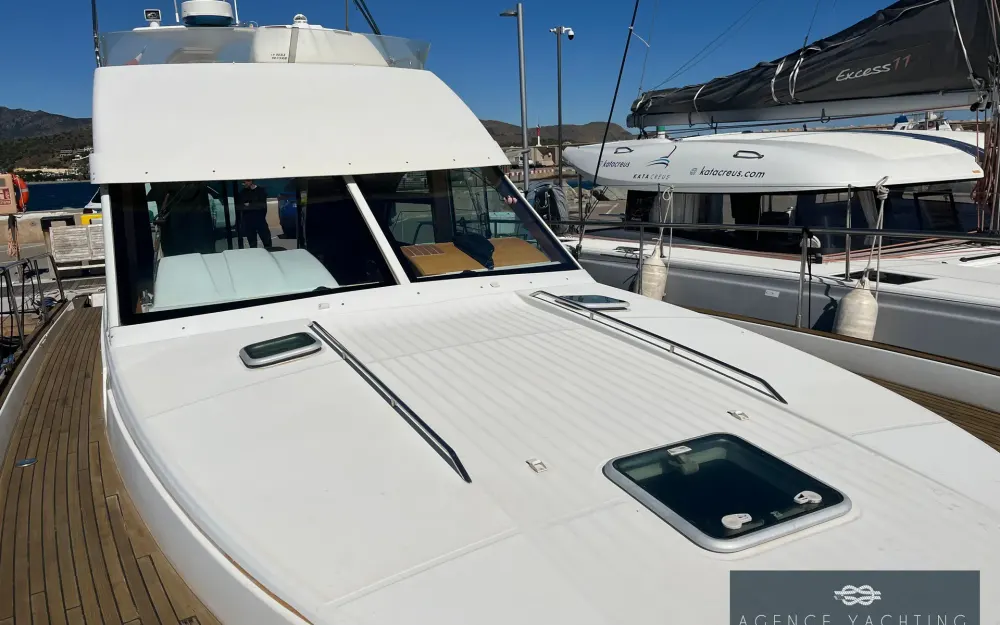 slider 58 Beneteau Antares 13.80