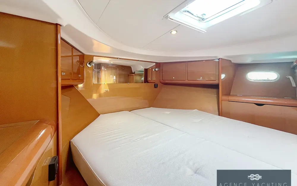 slider 5 Beneteau Antares 13.80