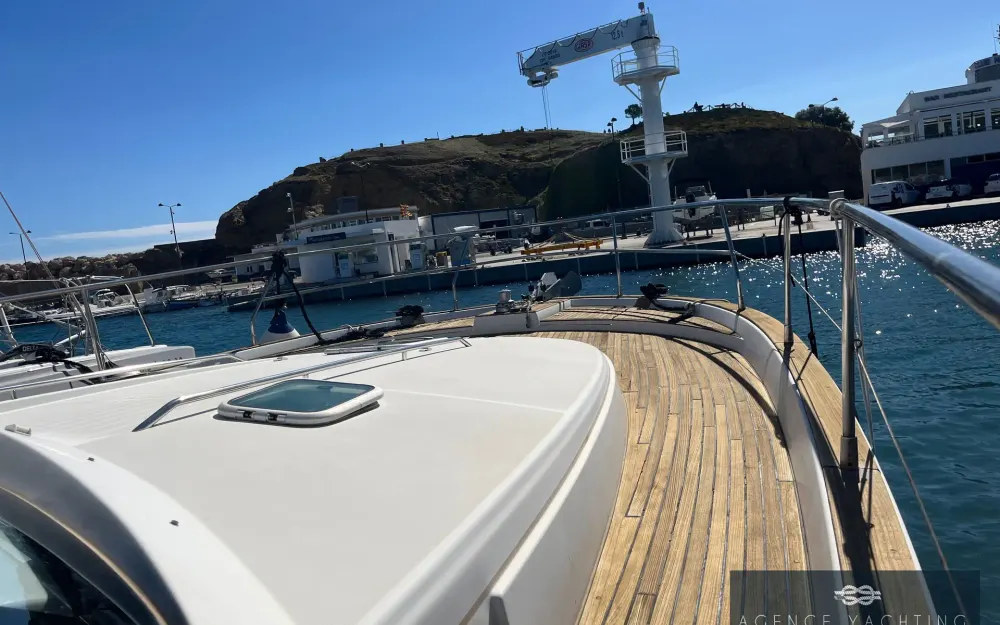 slider 66 Beneteau Antares 13.80