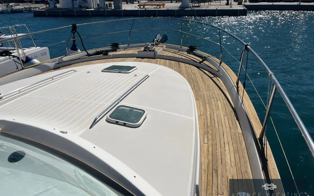 slider 67 Beneteau Antares 13.80