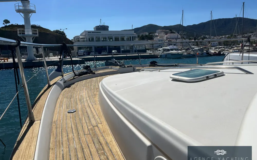 slider 72 Beneteau Antares 13.80